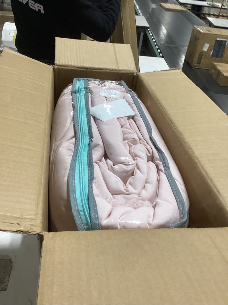 Condition photo showing Good Condition for Intelligent Design Kids Twin Comforter Set for Girls, Tufted Chenille Floral Comforter Set Twin, Lightweight Polka Dot Comforter Reversible Bed Set, Sham, Pillow, Gracie, Twin Pink 3 Piece Twin Comforter Pink