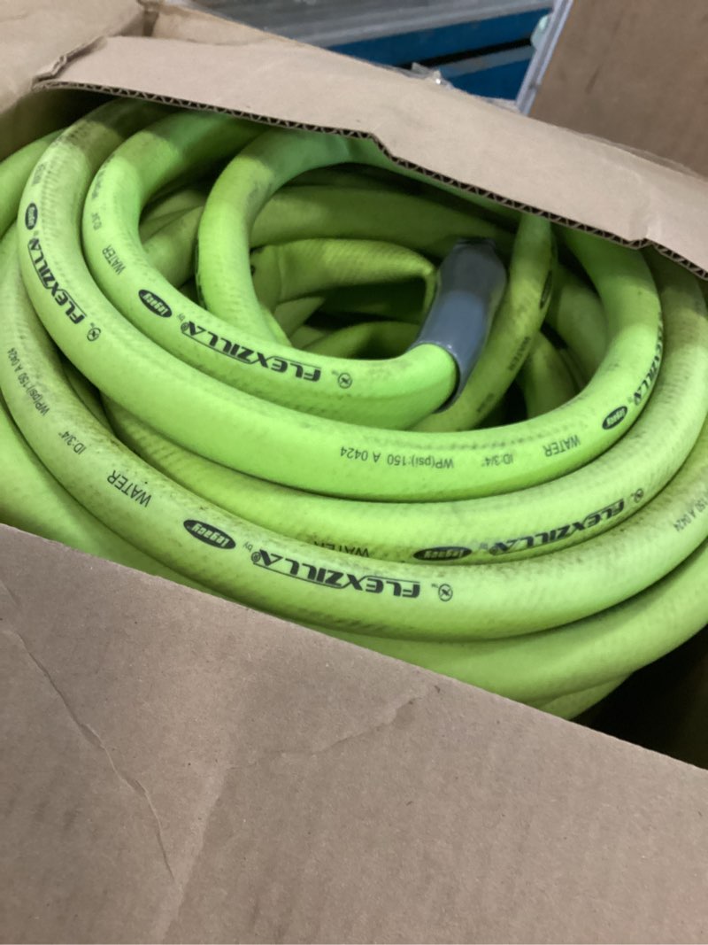 https://lotting-media.assets.bidfta.com/lotting_c6a0abe9-8ede-4efd-8e0b-317539d7a6a7