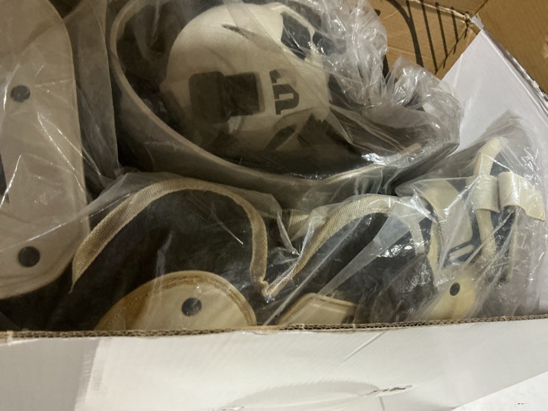 Condition photo showing As Is for Wilson EZ Gear 2.0 Catcher’s Gear Kit