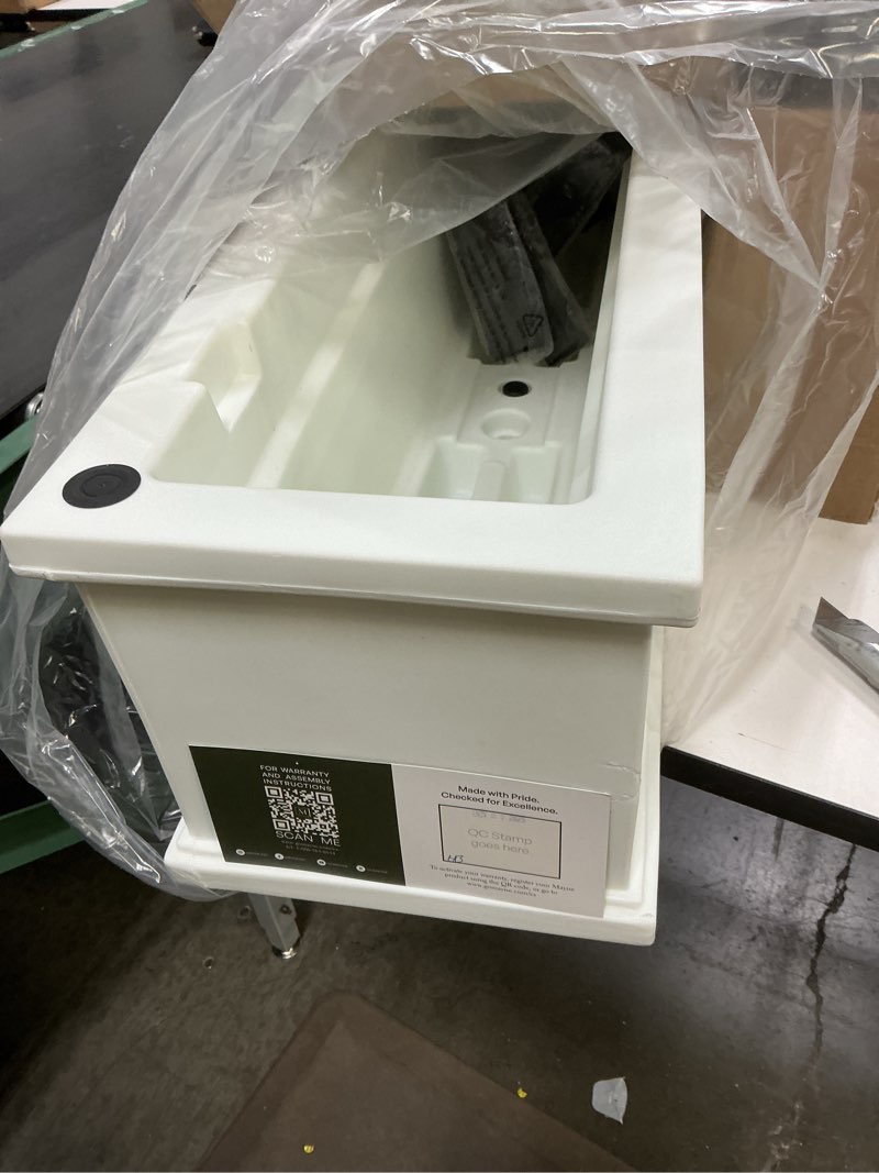 Condition photo showing Good Condition for mayne cape cod 3ft window box - white - 36in l x 11in w x 10.8in h - with 6.5 gallon built-in water reservoir (4840-w) planter