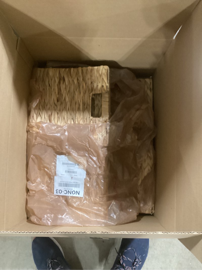 Condition photo showing Good Condition for Storage Baskets 11x11inch Cube Baskets 4 pcs Baskets,Foldable Handwoven Water Hyacinth Laundry Organizer,Cube Storage Baskets