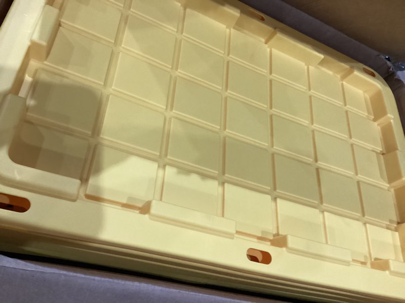 Condition photo showing Good Condition for Sed4)))))broken)))Centrex Plastics, LLC Commander 40-Gallon Black Tote with Latching Lid