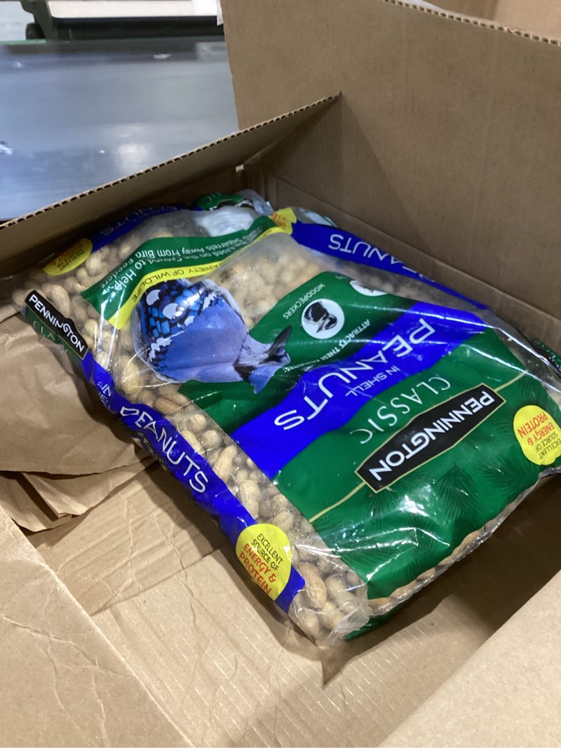 Condition photo showing Good Condition for Pennington Classic in Shell Peanuts 5 pounds