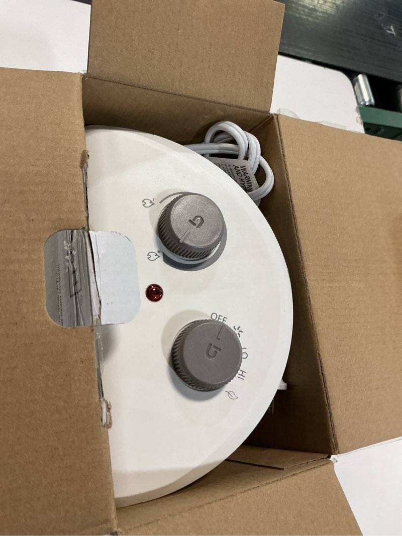 Condition photo showing As Is for   Utilitech 1500 -Watt Fan Compact personal Indoor Electric Space Heater with Thermostat