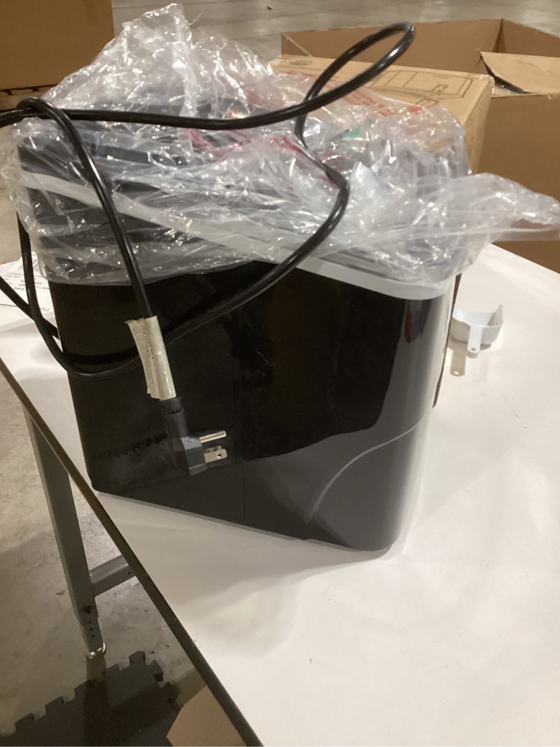 Silonn - Countertop/Portable 26lb Bullet Ice Maker With 2 Ice Sizes, Quiet Operation, Self-Cleaning. Not tested