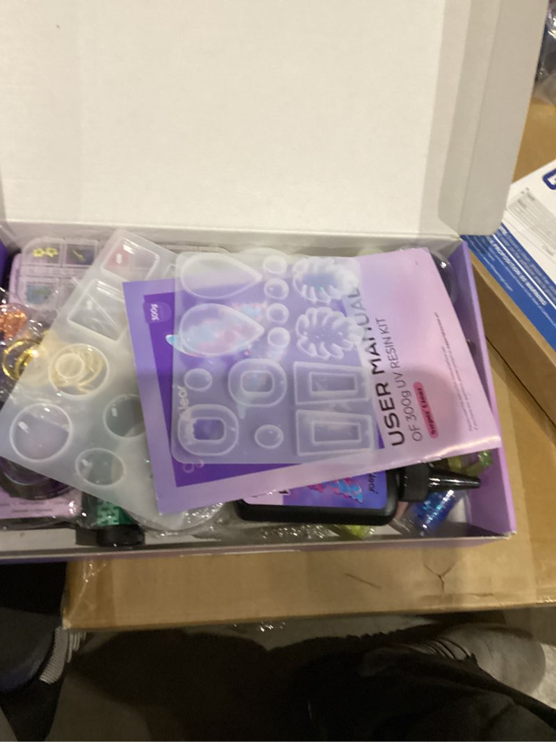 Condition photo showing New/Like New for HeyClear UV Resin Molds Jewelry Making Kit with UV Lamp and Casting Tools -300g Super Clear, Hard, Low Odor, Premixed and Fast Curing for Keychains, Earrings, DIY Craft Decorations