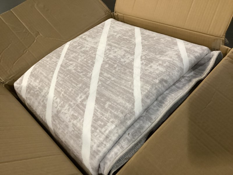 Condition photo showing Good Condition for Area Rug 9x12 Living Room Rug Non Slip Modern Bedroom Stain Resistant Dining Room Throw Rug Geometric Area Rug Low Pile Untra Soft Contemporary Accent Carpet for Home Office, Grey Grey 9' x 12' (Rectangular)