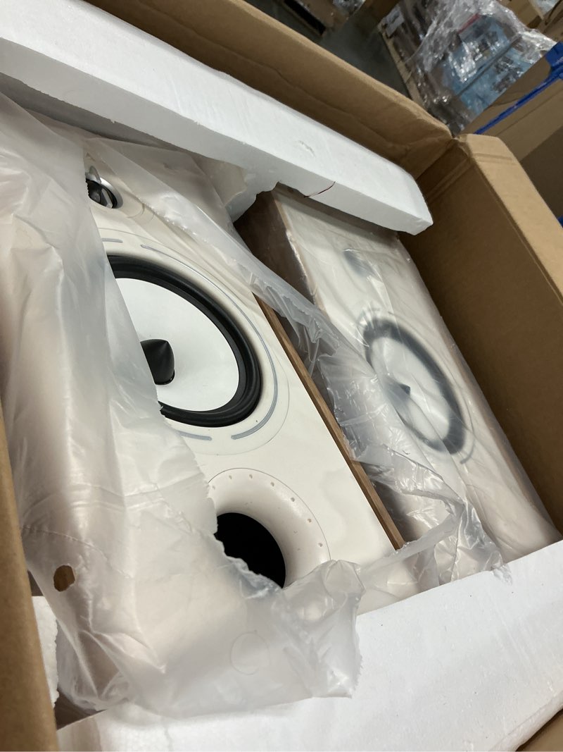 Condition photo showing As Is for triangle Borea BR04 Bookshelf Speakers Pair - High Fidelity - 2-Way - 25mm EFS Silk Dome Tweeter with Waveguide (Light Oak)