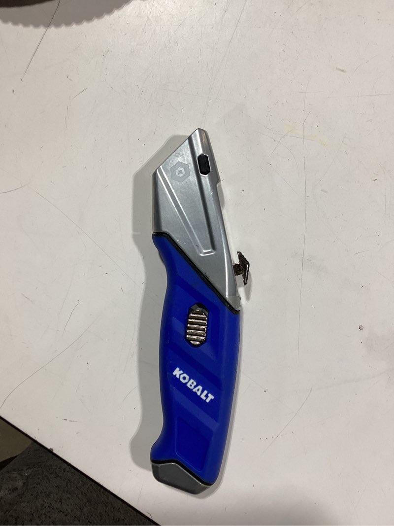 Condition photo showing Good Condition for kobalt blue auto loading 3/4-in 5 -blade retractable utility knife with on tool blade