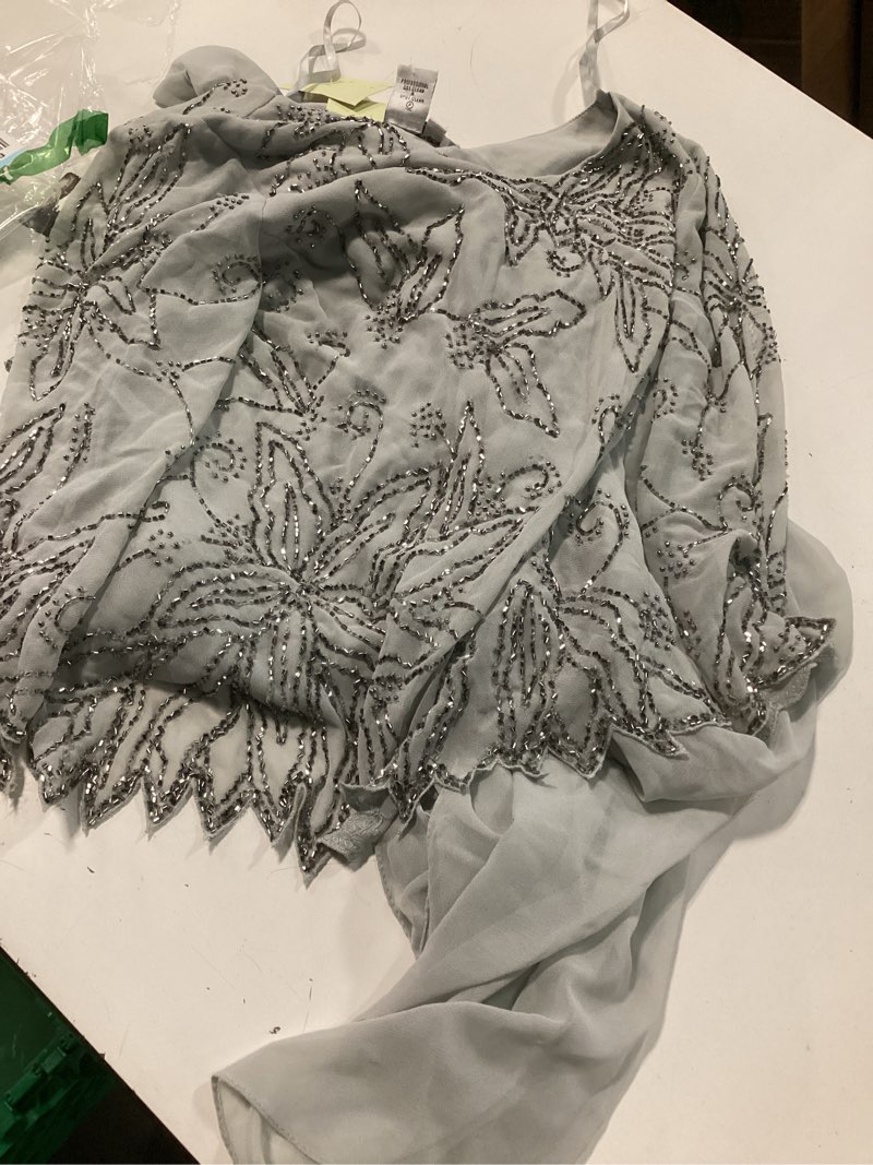 Condition photo showing As Is for J Kara Womens Petite Floral Beaded Gown 6 Petite Silver/Mercury/Silver