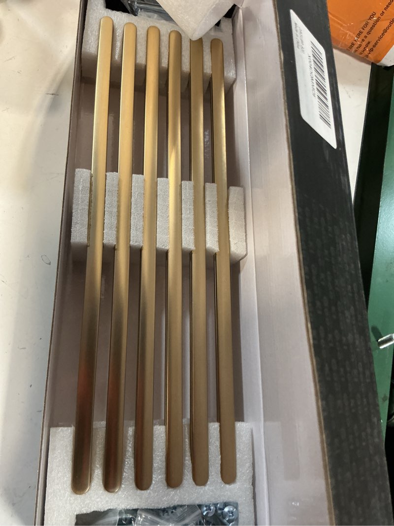 Condition photo showing New/Like New for goo-ki 6 pack 12 5/8 inch champagne bronze cabinet pull handle – decorative grooved texture & non-slip grip for farmhouse/industrial cabinetry champagne bronze 12 5/8" center to center 6