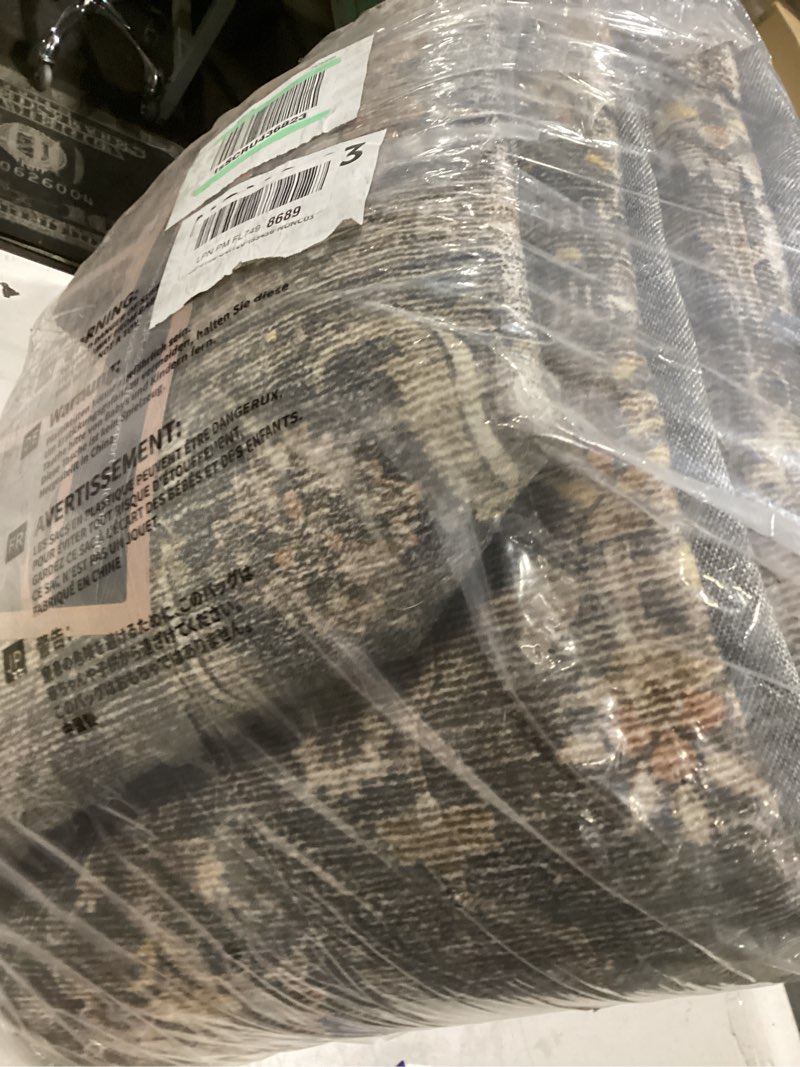 Area rug