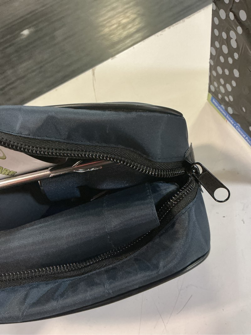 Condition photo showing Good Condition for primacare ds-9197-bl professional classic series manual adult size blood pressure kit, emergency bp kit with stethoscope and portable leatherette case, nylon cuff, blue