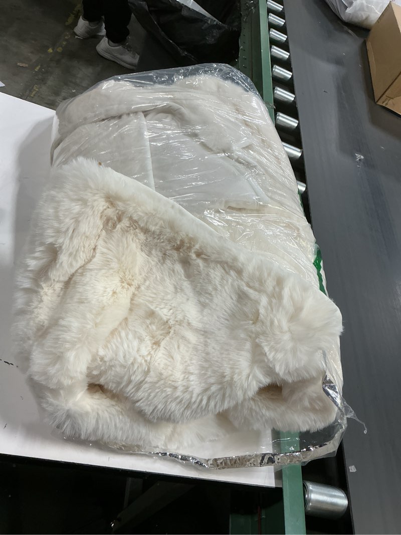 Condition photo showing Good Condition for  Similar Bigacogo Faux Fur Throw Blanket for Couch, Fuzzy Soft Plush Thick Warm Bubble Blankets for Sofa Bed Living Room Décor, Cute Luxury Cozy Fluffy Throw Gift for Women Girls, 50\"x60\", Cream White