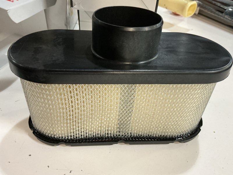 Condition photo showing New/Like New for original equipment kawasaki air filter for kawasaki fr and fs series engines, oe# 11013-0752, 11013-7049, 1103-7047