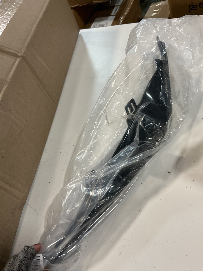 Condition photo showing Good Condition for front bumper lip trim cover kit for corolla se xse 2020 2021 2022 pair lower molding spoiler grille replacement 5211302040 5211302030, easy installation direct fit(left&right)