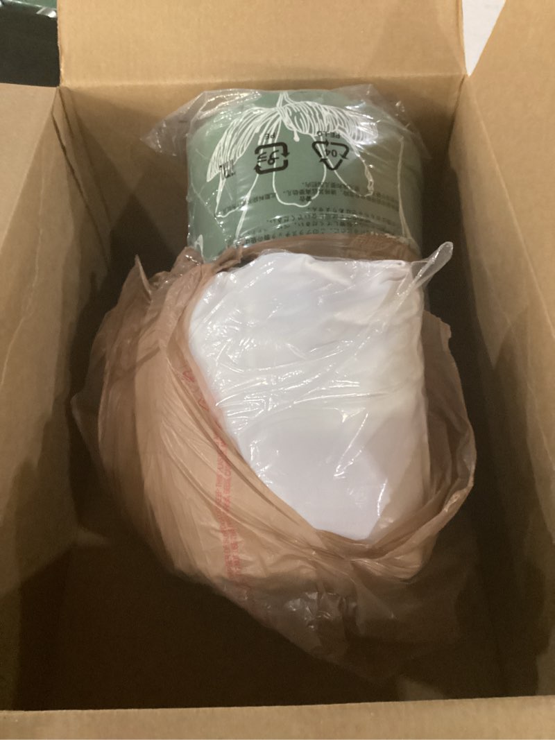 Condition photo showing Good Condition for amazon basics lightweight microfiber comforter sets, 5 pieces, green, floral, twin/twin xl 1-pack twin/twin xl floral motifs in green background