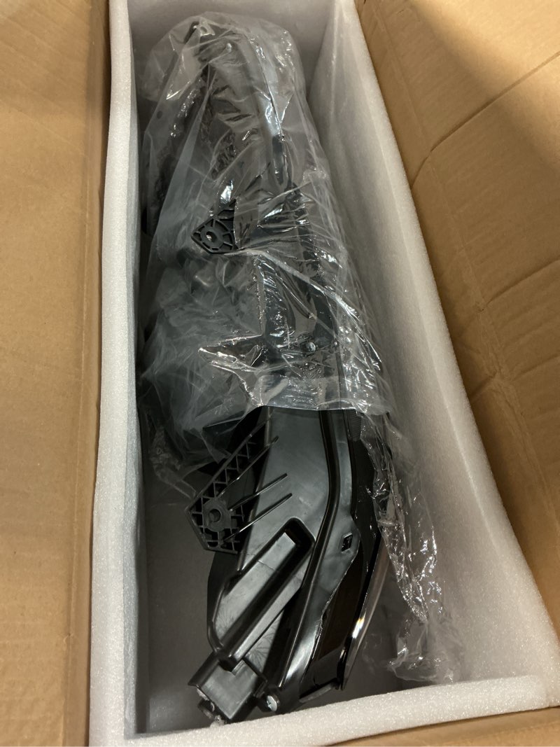 Condition photo showing Good Condition for led headlight assembly w/drl for 2016-2021 honda pilot 2017-2021 ridgeline led low beam & halogen high beam (passenger right side)