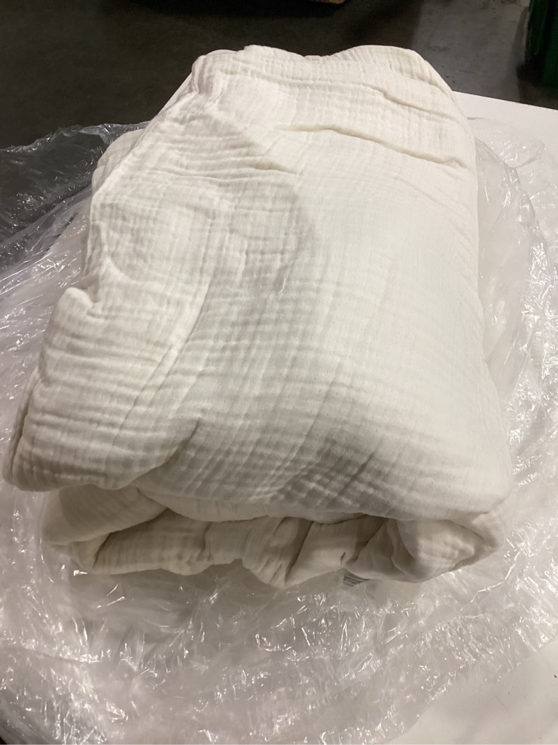 Condition photo showing As Is for organic airy gauze duvet cover set, twin, undyed
