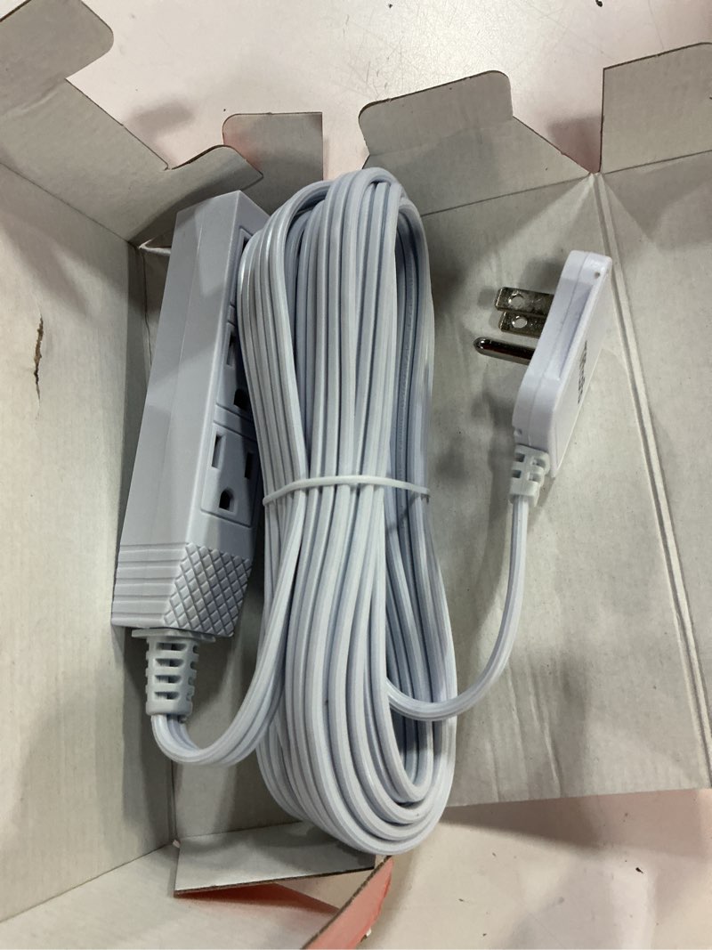 Condition photo showing New/Like New for tiffcofio flat plug outlet strip, 15 feet extension cord 3 prong, 3 grounded outlets with mounting holes, 13a/1625w, 16 awg 15 ft
