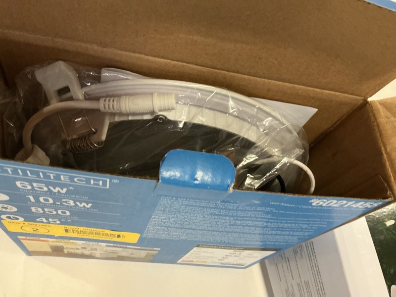 Condition photo showing Good Condition for Utilitech White 6-in 850 -Lumens Switchable white Round Dimmable