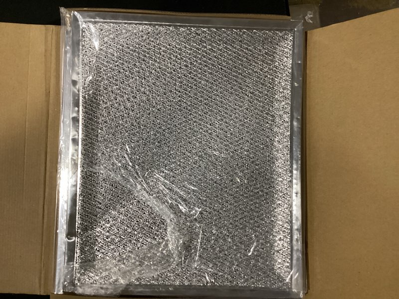 Condition photo showing New/Like New for bagean stove hood vent filter 10.5" x 8.75" 97006931 compatible with broan range hood filter replacement bp29 - fit's nutone kitchen exhaust fan - blocks grease & filters over oven air (4-pack)