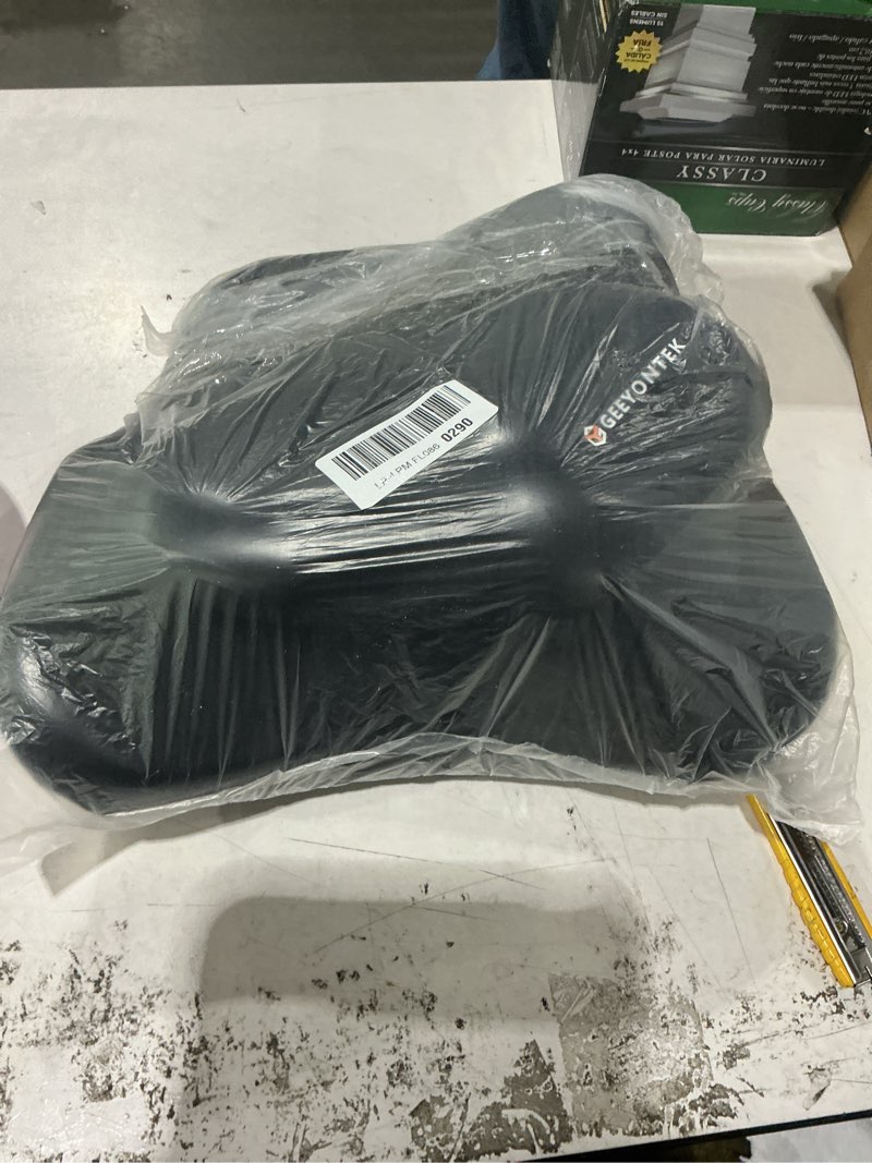 Condition photo showing Good Condition for office chair cushions