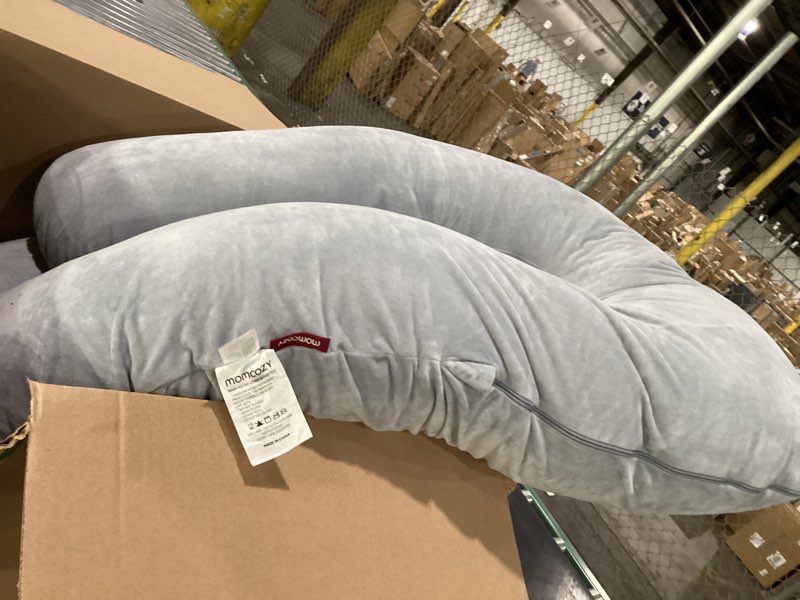 momcozy pregnancy pillow
