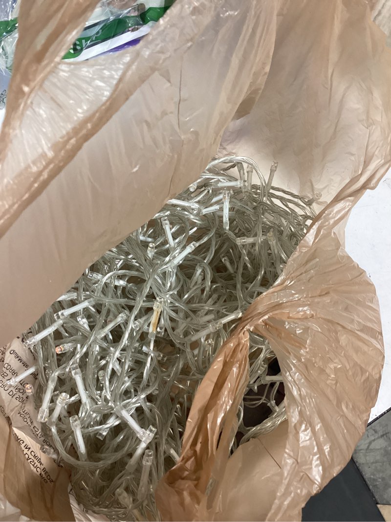 Condition photo showing Good Condition for KNONEW 403ft 1000 LED String Lights Outdoor Christmas Lights 8 Modes & Timer Fairy Light Plug in Waterproof LED String Lights for Xmas Yard Tree Wedding Party Holiday Decorations (Multicolor) Multicolor 403FT 1000 LED