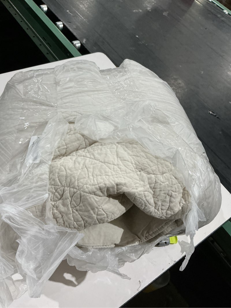 Condition photo showing As Is for sanracie oversized queen quilt bedspread set 102"*118", 100% cotton coverlet queen size wheat colore