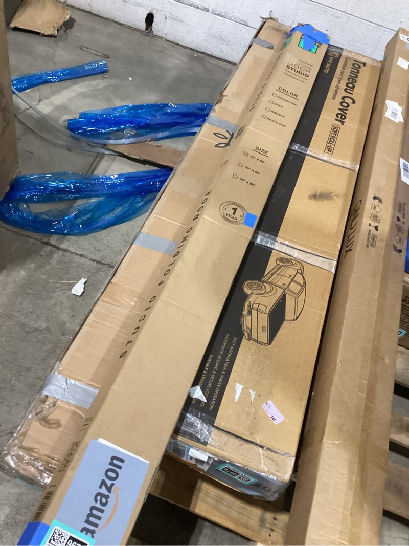 Condition photo showing New/Like New for Studio Series 32" W PVC Foldable Accordion Doors, White White Oak 32