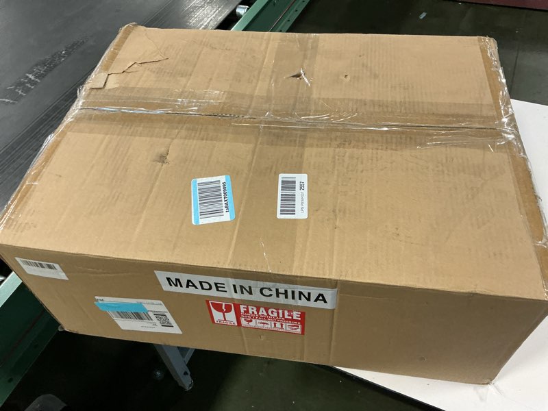 https://lotting-media.assets.bidfta.com/lotting_c72be982-4479-4627-b76f-059b2ecf50bc