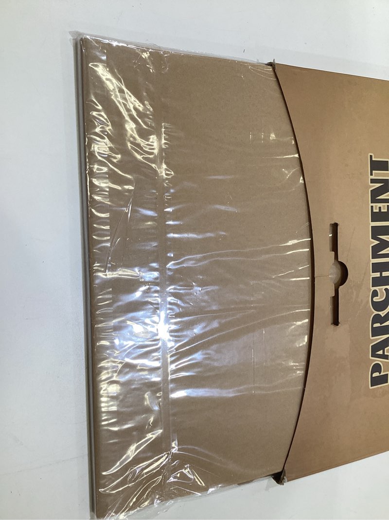 Condition photo showing Good Condition for 200 pcs parchment paper sheets, 12 x 16 inch, precut non-stick parchment sheets for baking, cooking, grilling, air fryer and steaming - unbleached, fit for half sheet pans