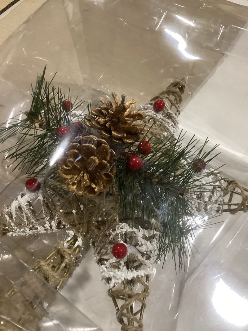 Condition photo showing Good Condition for Kurt Adler 11-Inch Natural Star with Pinecones Treetop