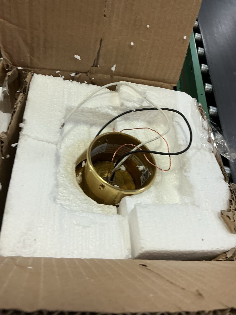 Condition photo showing Good Condition for livex lighting lantern 2117-02 outdoor post with clear beveled glass shades, polished brass