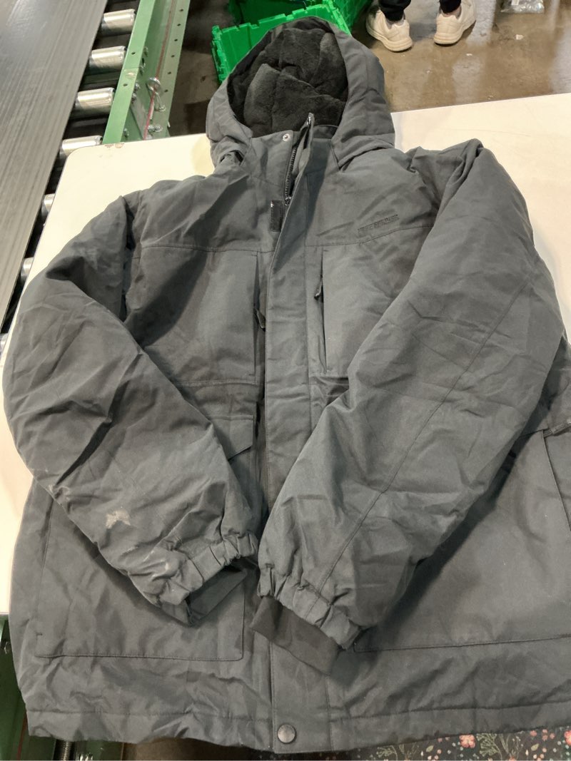 Condition photo showing Good Condition for FREE SOLDIER Men's Waterproof Ski Jacket Fleece Lined Warm Winter Snow Coat with Hood Fully Taped Seams Large Black