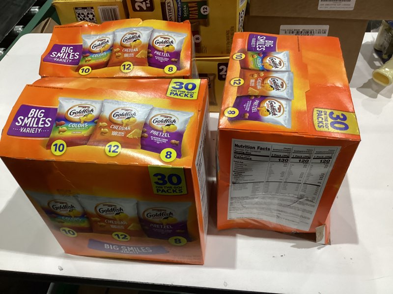 Condition photo showing New/Like New for Goldfish Crackers Big Smiles Variety Pack with Cheddar, Colors, and Pretzels, Snack Packs, 30 Ct
