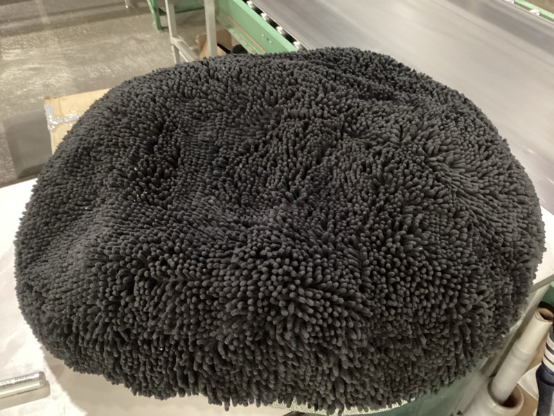 Condition photo showing Good Condition for Muddy Mat® Cloud K-9 Bed for Dogs & Cats, Soft & Relaxing Donut Dog Bed, Chenille Material, Removable Cover, Washable & Dryer Safe–Black Large(40'x40') Large (40''X40'') Black