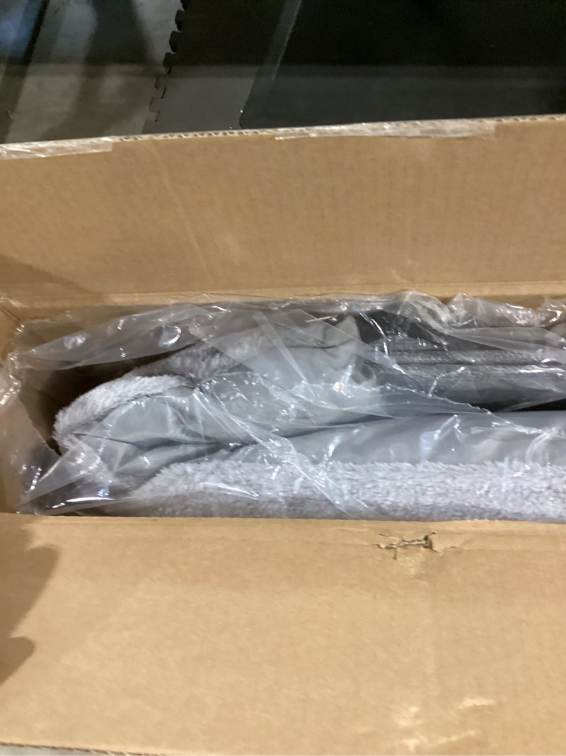 Condition photo showing Good Condition for Indoor Dog House for Medium Dogs with Soft Cushion - Semi-Enclosed Warm Cave Bed for Pets Up to 20.8" Long Indoor-M