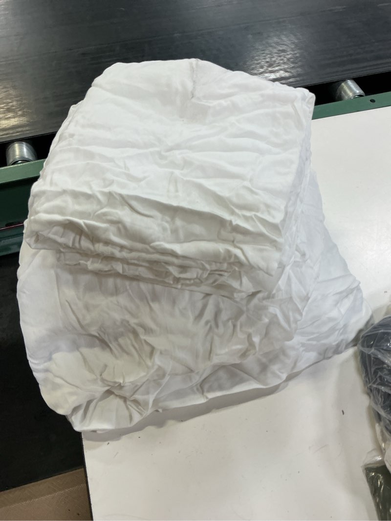 Condition photo showing Good Condition for bamboo sheet set, cal king, white