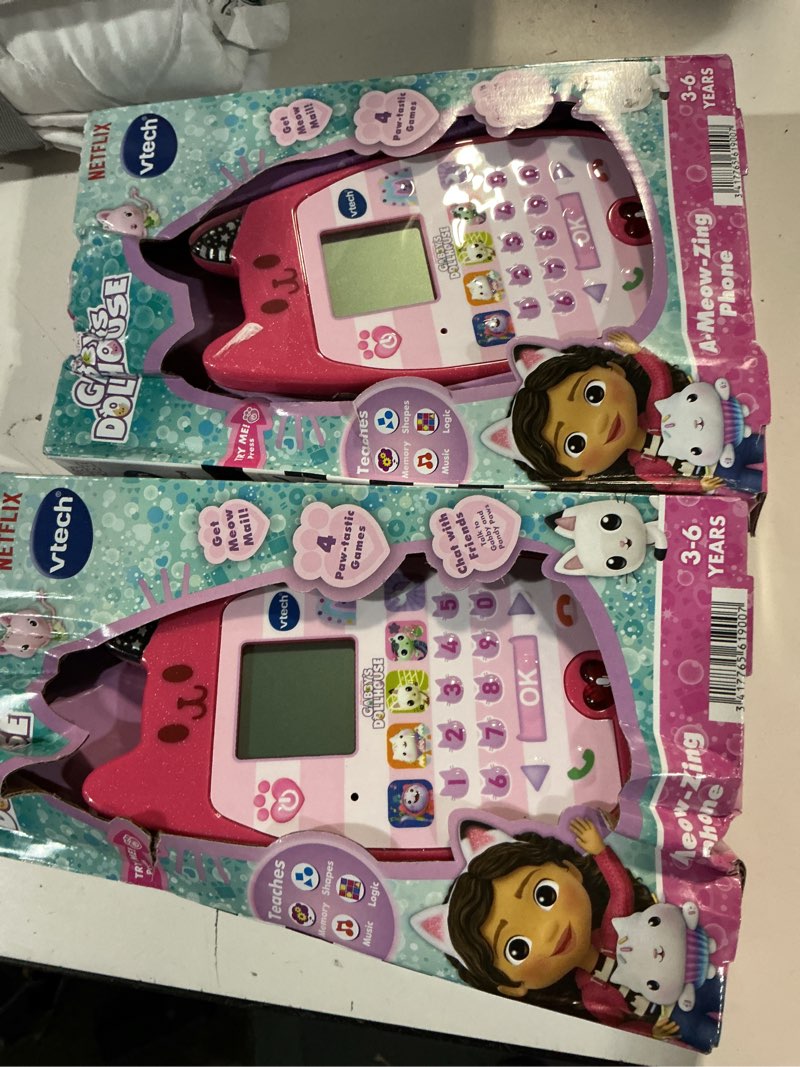 Condition photo showing As Is for leapfrog gabby's dollhouse a-meow-zing phone interactive toy (pack 2 of )