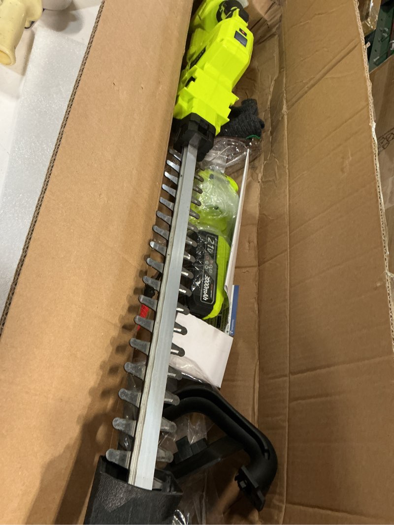 Condition photo showing Good Condition for ogery 20-inch brushless cordless hedge trimmer with 2×3.0ah battery, 21v electric bush & shrub trimmer with display, 2-speed control, 180° rotatable handle, dual-safety switch for garden yard care green