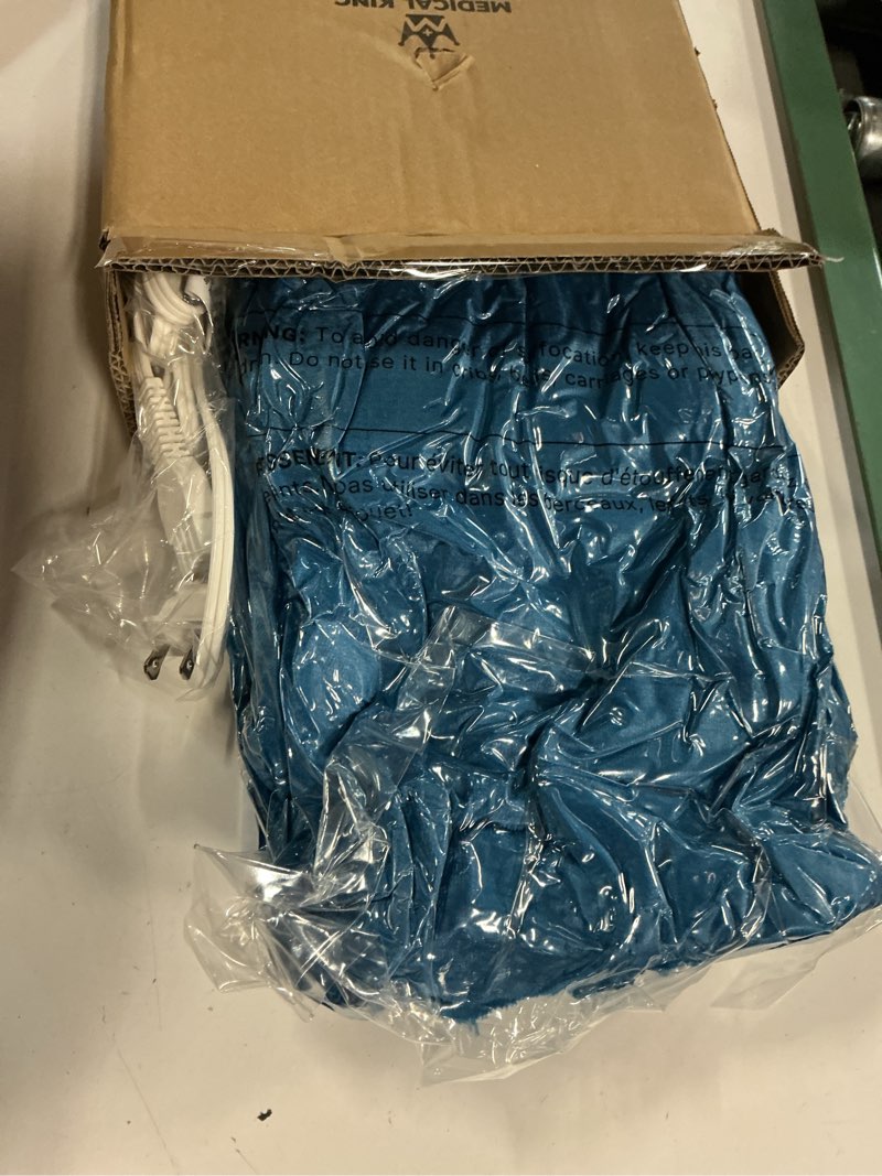 Condition photo showing New/Like New for medical king heated blanket, machine washable extremely soft & comfortable electric blanket throw fast heating with hand controller 10 heating settings & auto shut-off (blue, 50 x 60) blue 50" x 60"