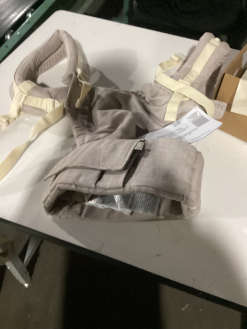 Condition photo showing Good Condition for Baby Carrier