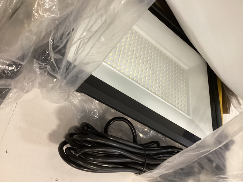 Condition photo showing Good Condition for AIKVSXER 36000LM Led Work Light, 300W 6000K Portable Flood Light with 16.4FT Cord & Switch, IP66 Wat