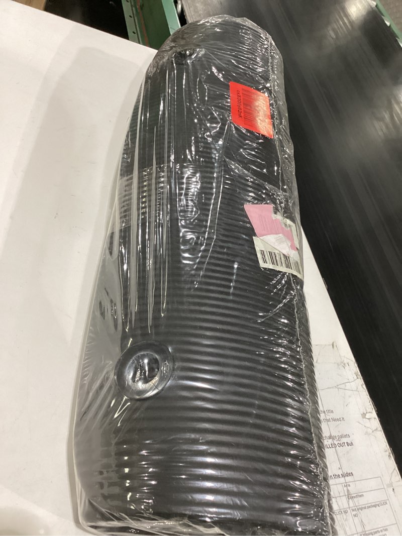 Condition photo showing Good Condition for yoga striped mat