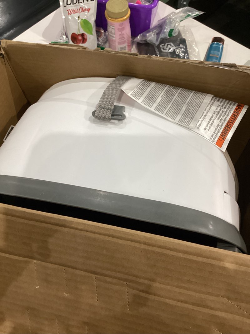 Condition photo showing Good Condition for Ingenuity Baby Base 2-in-1 Booster Feeding and Floor Seat with Self-Storing Tray - Cashmere