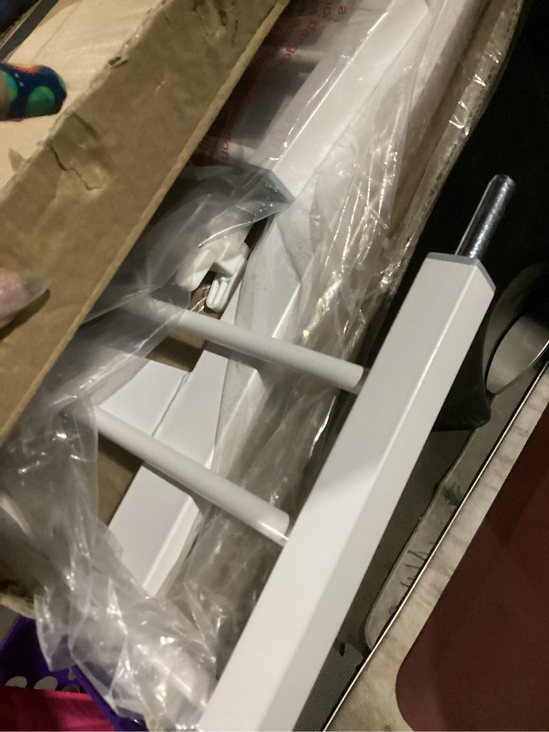 Condition photo showing Good Condition for keny 29"-42.5" Baby Gate for Stairs, Auto Close Safety Dog Gate, Pressure Mounted Easy Walk Through Pet Gate for Doorways, Durable Stair Gate, 30" Tall, White White 29-42.5"Wide, 30"Tall