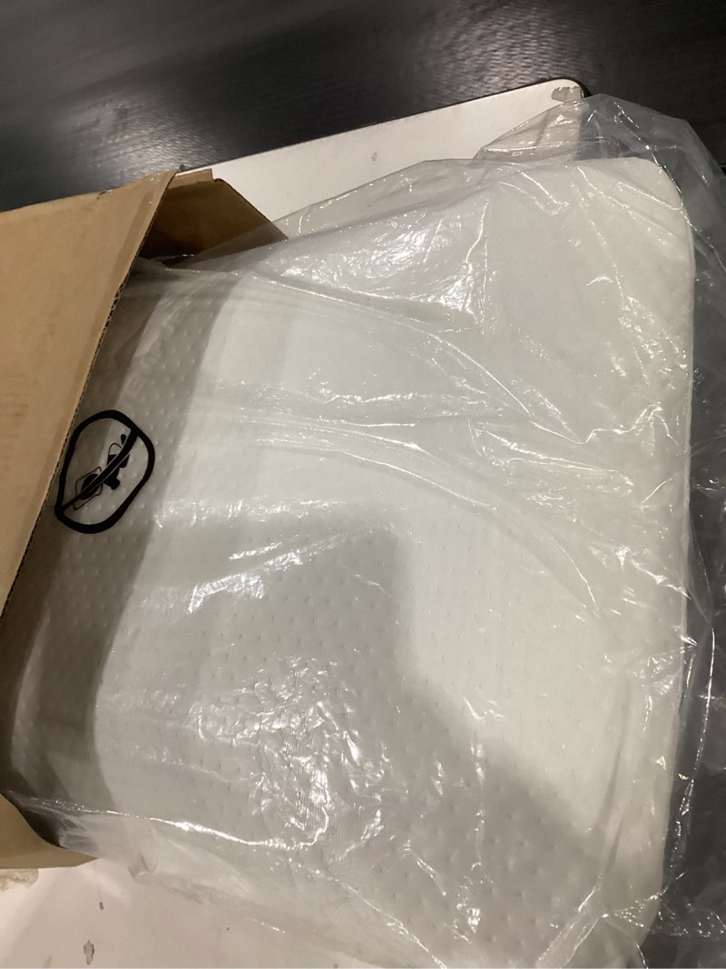 Condition photo showing New/Like New for TEMPUR-Pedic TEMPUR-Cloud Pillow, Standard-2-Pack, Standard, White 2 Count