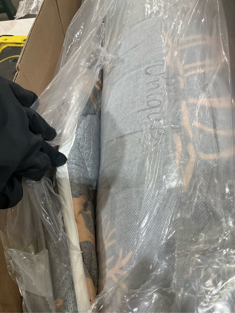 Condition photo showing As Is for Mat